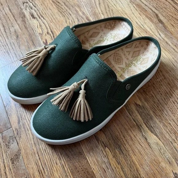 Spenco dark green orthotic tassel slide sneaker, 6 - Picture 3 of 7